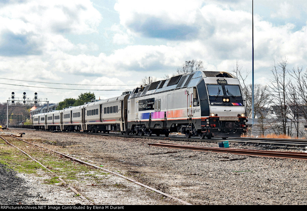 NJT 4500 on train 1351